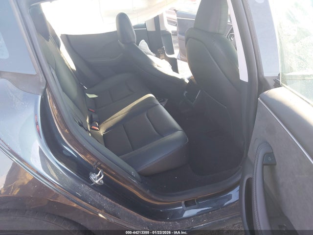 44213355 :رقم المزاد ، 5YJ3E1EB0RF843175 vin ، 2024 Tesla Model 3 Long Range Dual Motor All-wheel Drive مزاد بيع