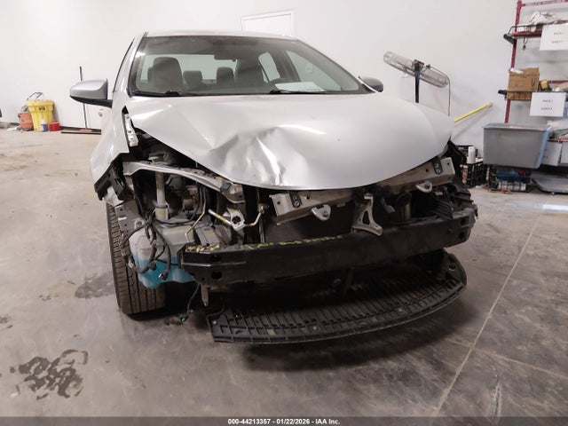 5YFBURHE7GP379841 Toyota Corolla Le Plus
