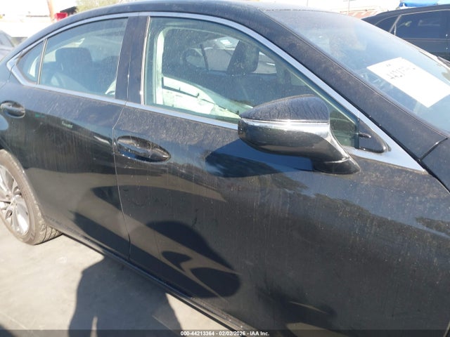 Продаж на аукціоні авто 2021 Lexus Es 250, vin: 58AD11D18MU007854, номер лоту: 44213364