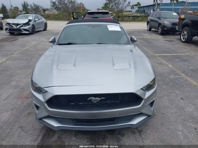 2020 FORD MUSTANG 1FATP8UH0L5106064 Photo 5