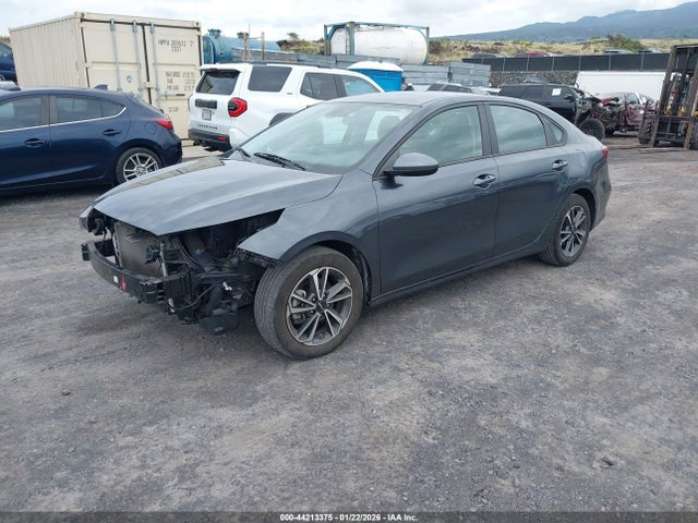 KIA Forte Lxs 2023 3KPF24AD2PE690882 Image 2