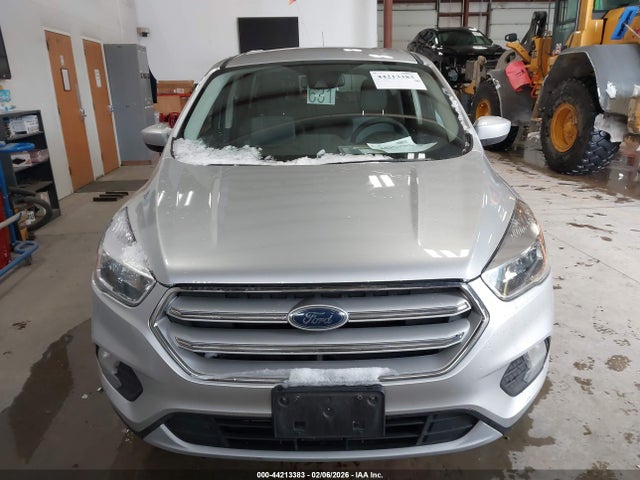 1FMCU9GD5KUA80871 Ford ESCAPE SE