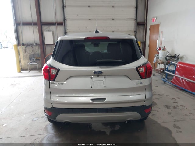 1FMCU9GD5KUA80871 Ford ESCAPE SE