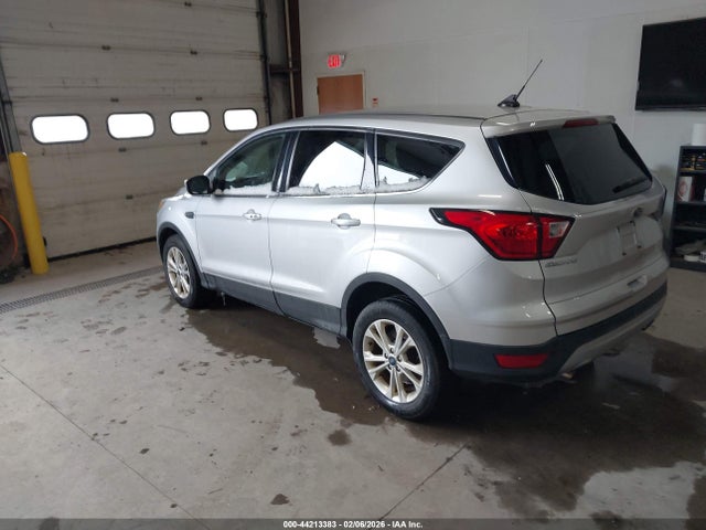 1FMCU9GD5KUA80871 Ford ESCAPE SE