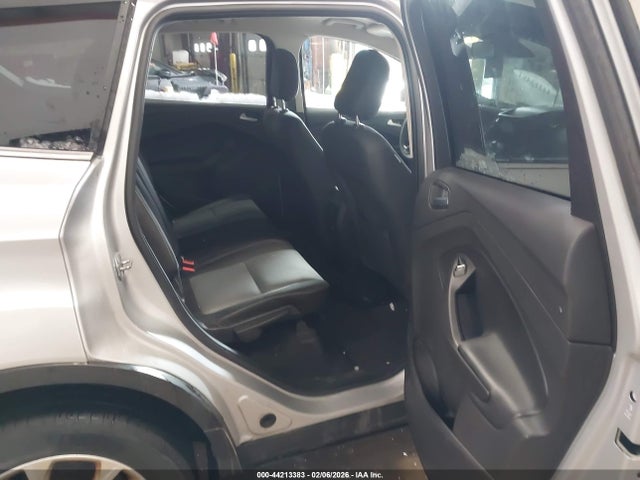 1FMCU9GD5KUA80871 Ford ESCAPE SE