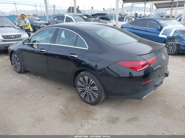 2023 MERCEDES-BENZ CLA 250 COUPE W1K5J4GB1PN412643 Photo 2