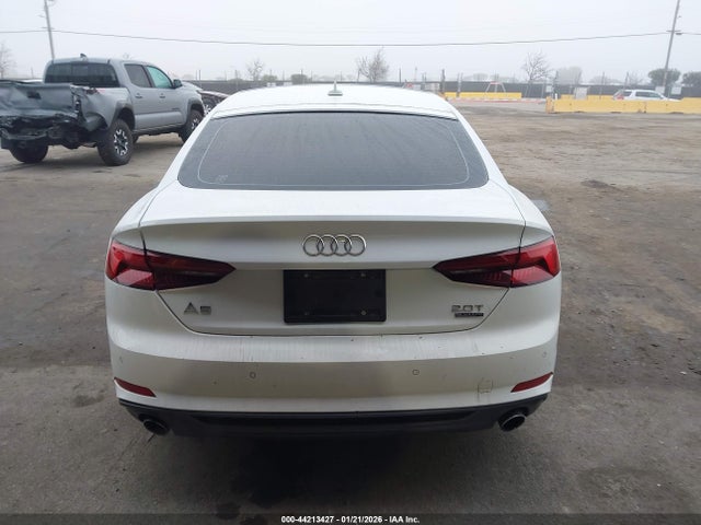 WAUENCF5XJA105200 Audi A5 2.0t Premium