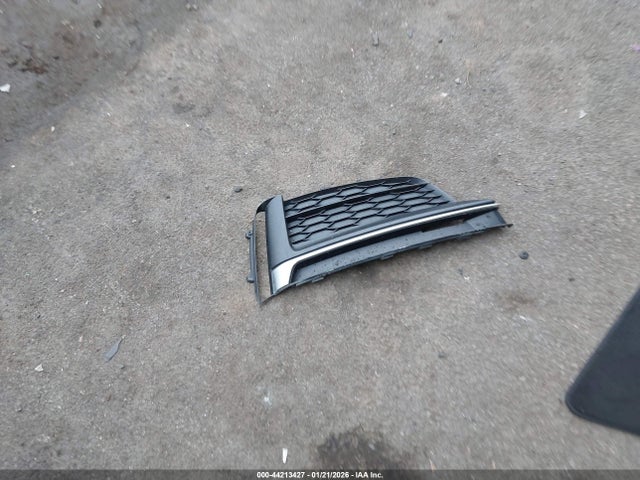 WAUENCF5XJA105200 Audi A5 2.0t Premium