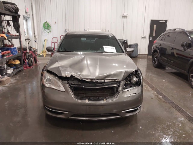 Aukcja sprzedaży 2013 Chrysler 200 Touring, vin: 1C3CCBBB1DN715073, numer aukcji: 44213434