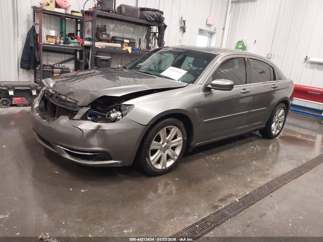 Aukcja sprzedaży 2013 Chrysler 200 Touring, vin: 1C3CCBBB1DN715073, numer aukcji: 44213434