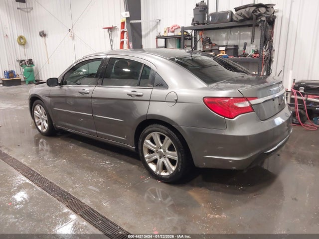 Aukcja sprzedaży 2013 Chrysler 200 Touring, vin: 1C3CCBBB1DN715073, numer aukcji: 44213434