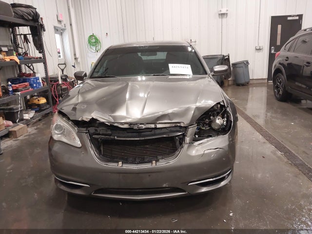 Aukcja sprzedaży 2013 Chrysler 200 Touring, vin: 1C3CCBBB1DN715073, numer aukcji: 44213434