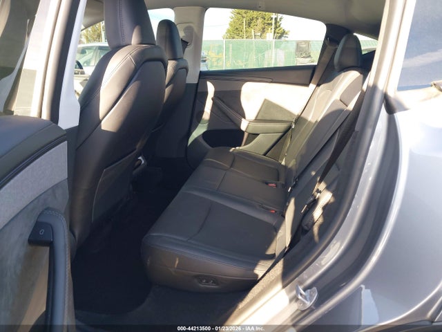 Aukcja sprzedaży 2026 Tesla Model Y Long Range Launch Series/premium All-wheel Drive, vin: 7SAYGDEE8TA451449, numer aukcji: 44213500