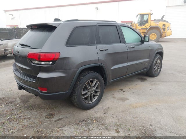 1C4RJFAG6GC469606 Jeep Grand Cherokee 75th Anniversary