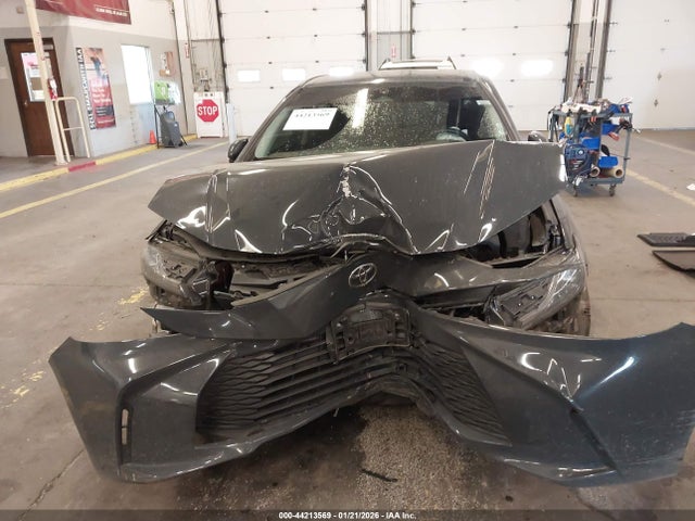 Toyota CAMRY LE 2025 4T1DBADK8SU032196 Image 13
