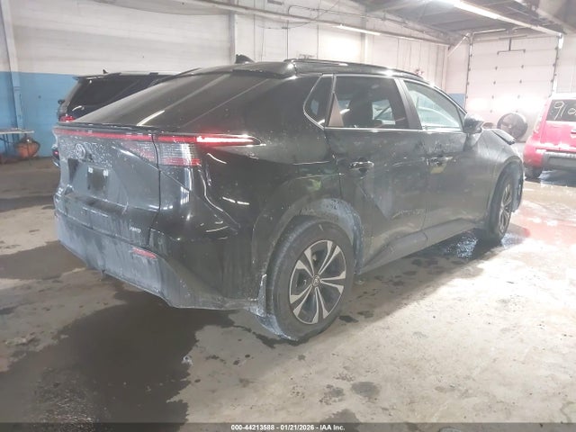 Toyota BZ4X XLE 2024 JTMABACA5RA085501 Image 4
