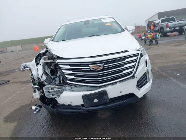 1GYKNBRS1HZ301243 Cadillac XT5 LUXURY