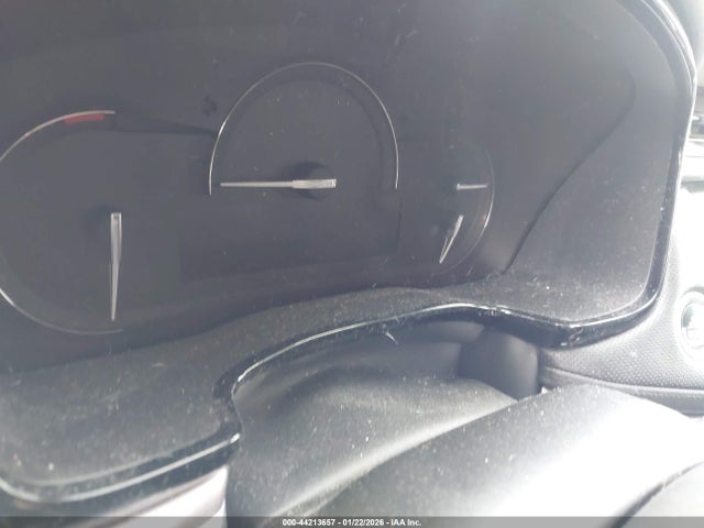 1GYKNBRS1HZ301243 Cadillac XT5 LUXURY