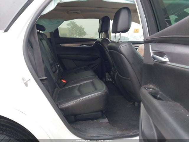 2017 CADILLAC XT5 1GYKNBRS1HZ301243 Photo 7
