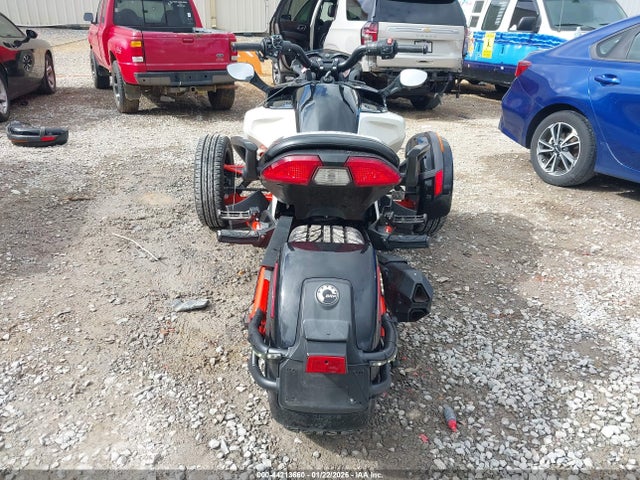 2015 CAN-AM SPYDER ROADSTER 2BXRDDD22FV000554 Photo 5