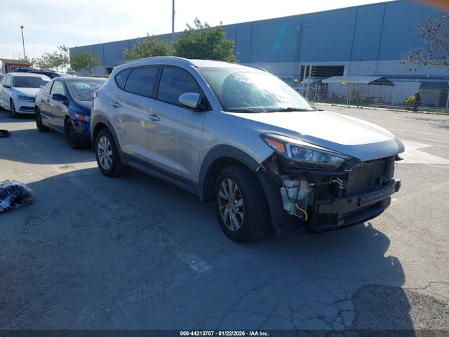 KM8J33A46LU160066 Hyundai Tucson Value