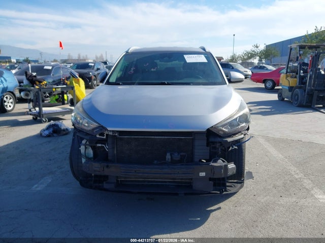 KM8J33A46LU160066 Hyundai Tucson Value