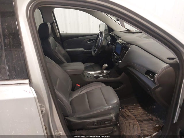 1GNEVJKW7JJ208040 Chevrolet Traverse Premier