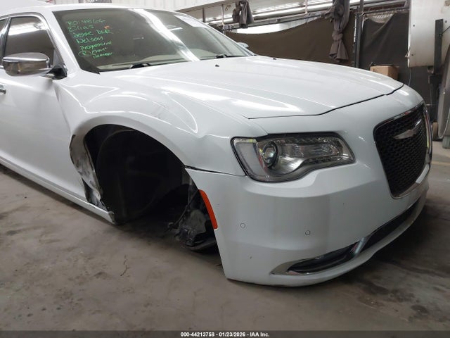Chrysler 300C 2016 2C3CCAEG4GH147917 Image 6