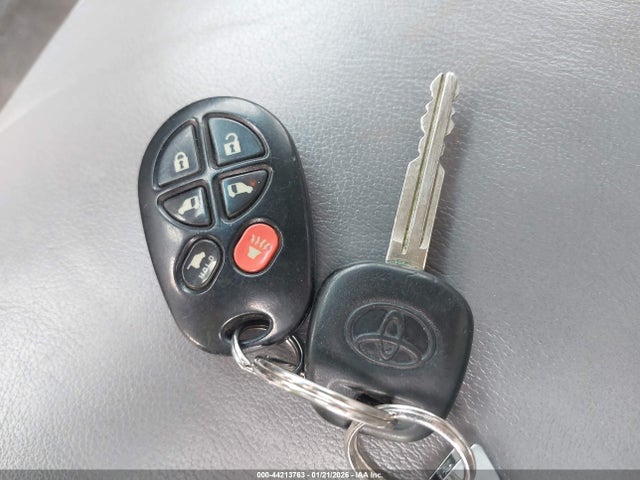 Aukcja sprzedaży 2006 Toyota Sienna Xle Limited, vin: 5TDBA22C16S054891, numer aukcji: 44213763