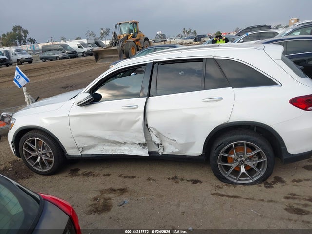 Mercedes-Benz GLC 300 2020 WDC0G8DB3LF752700 Image 16