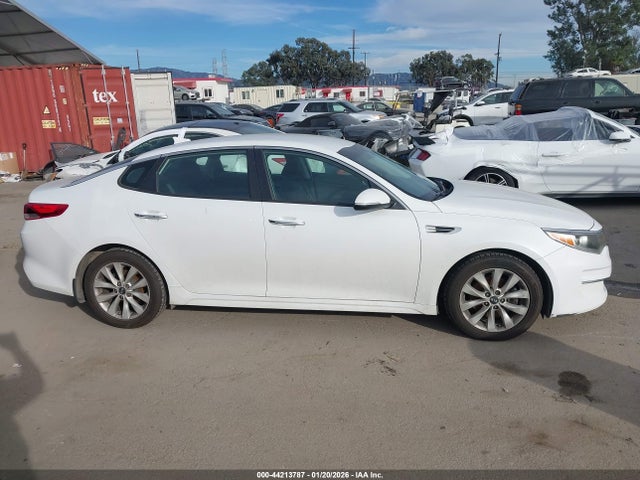 5XXGT4L39JG266099 KIA Optima Lx