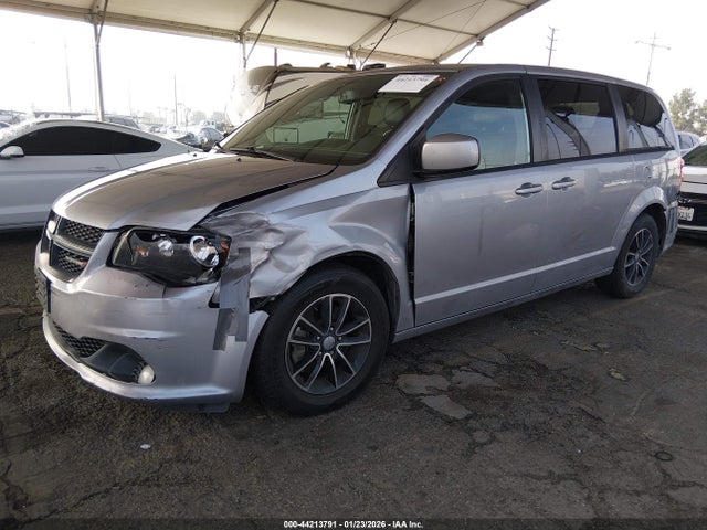 2C4RDGEGXJR145757 Dodge Grand Caravan Gt