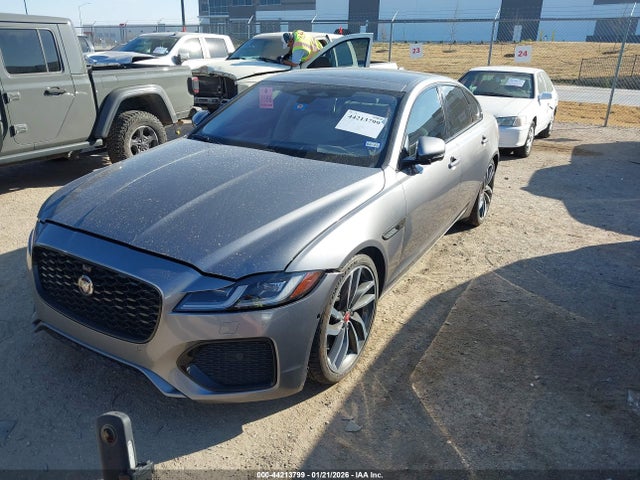 2021 JAGUAR XF SAJBG4FX2MCY88742 Photo 1