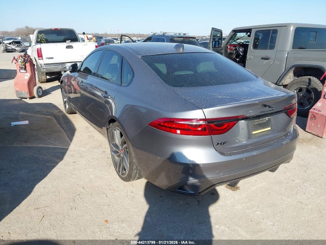 2021 JAGUAR XF SAJBG4FX2MCY88742 Photo 2