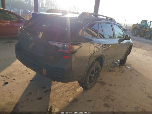 4S4BTGUD4S3245502 Subaru Outback Wilderness