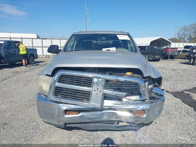 44213845 :رقم المزاد ، 3D7TP2CT2BG558561 vin ، 2011 Ram Ram 2500 Slt مزاد بيع