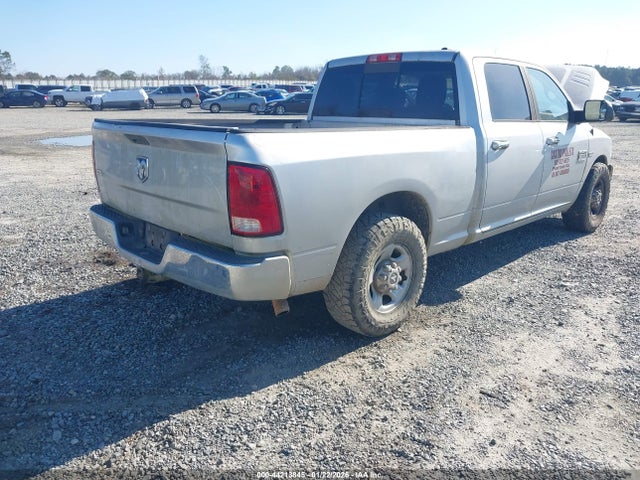 44213845 :رقم المزاد ، 3D7TP2CT2BG558561 vin ، 2011 Ram Ram 2500 Slt مزاد بيع