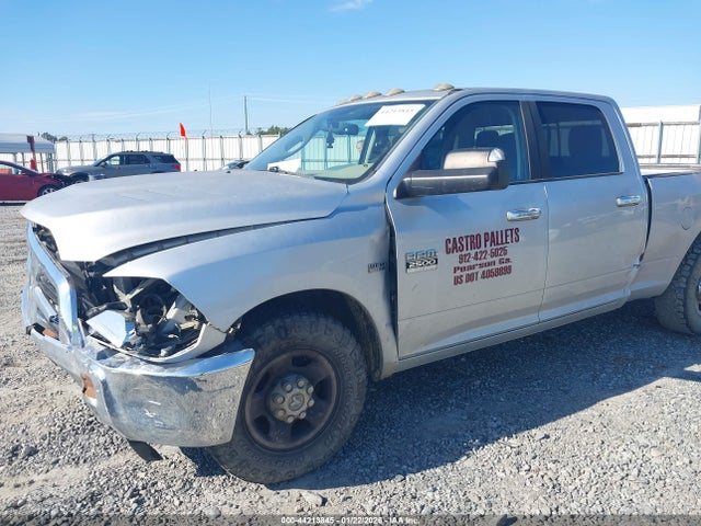 44213845 :رقم المزاد ، 3D7TP2CT2BG558561 vin ، 2011 Ram Ram 2500 Slt مزاد بيع