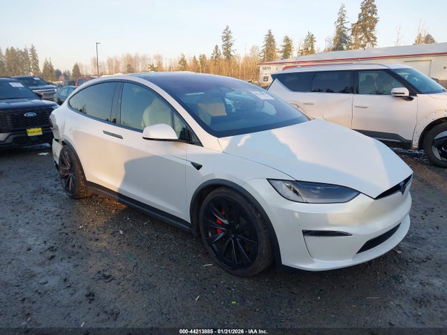 2025 TESLA MODEL X 7SAXCBE64SF461501 Photo 0