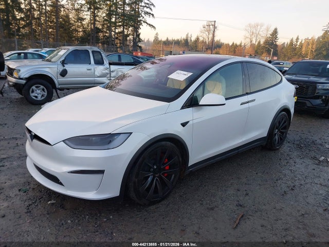 2025 TESLA MODEL X 7SAXCBE64SF461501 Photo 1