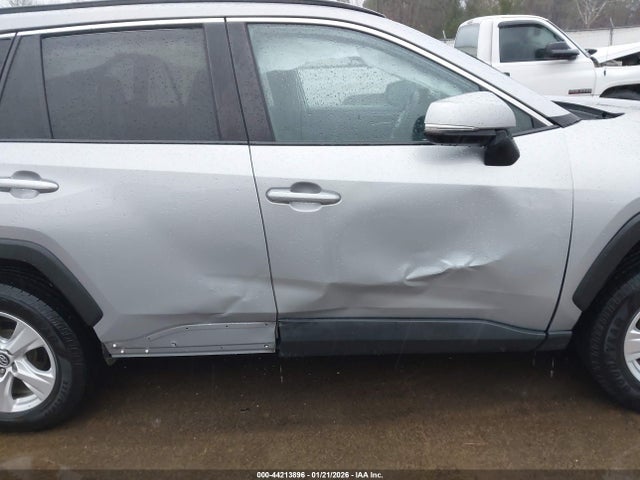 Toyota Rav4 Xle 2021 2T3W1RFV2MW119443 Image 17