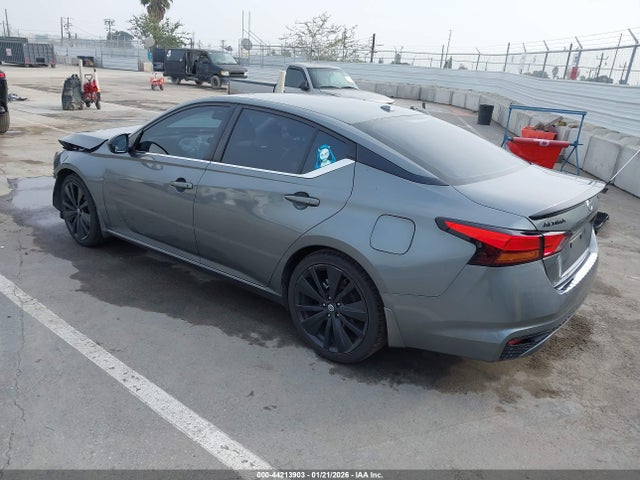 1N4BL4CV1NN404021 Nissan Altima Sr Fwd