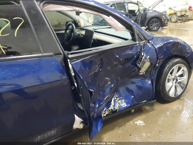 7SAYGDEE9NA019312 Tesla Model Y Long Range Dual Motor All-wheel Drive