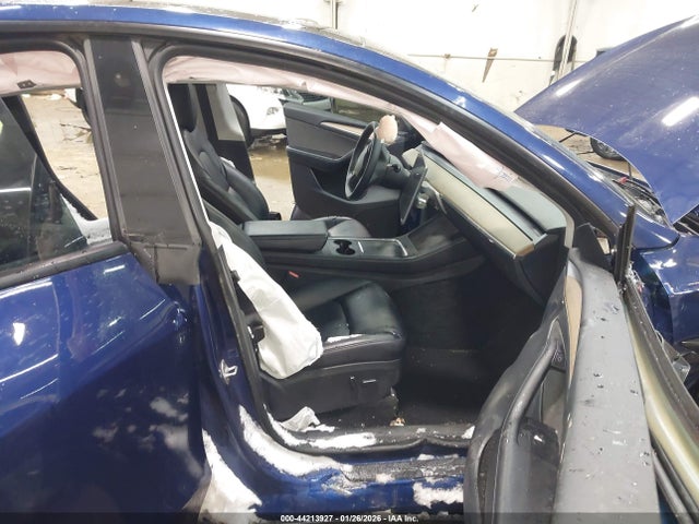 2022 TESLA MODEL Y 7SAYGDEE9NA019312 Photo 4