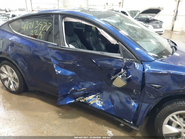 2022 TESLA MODEL Y 7SAYGDEE9NA019312 Photo 5
