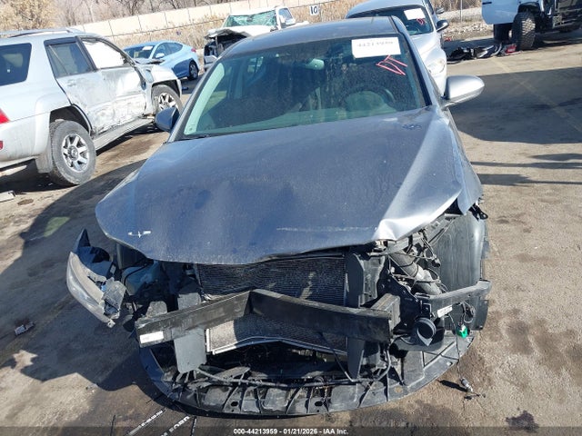 5NPD84LF8JH280725 Hyundai Elantra Value Edition