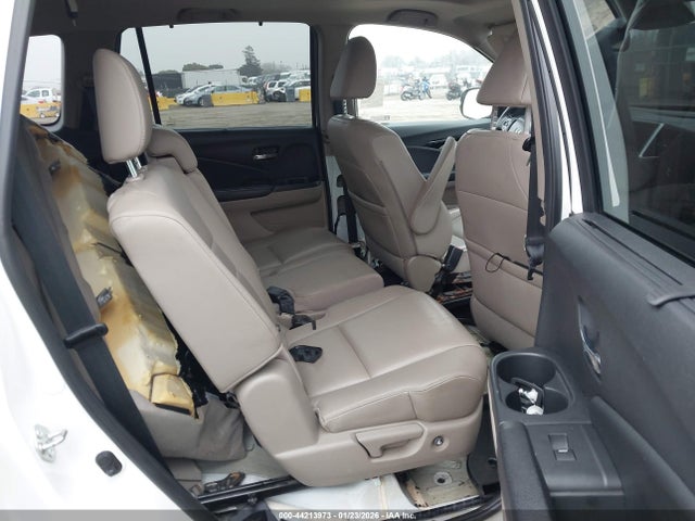 5FNYF6H92HB088070 Honda Pilot Touring