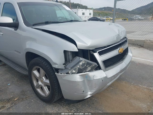 Chevrolet Tahoe Lt 2014 1GNSCBE0XER110858 Image 16