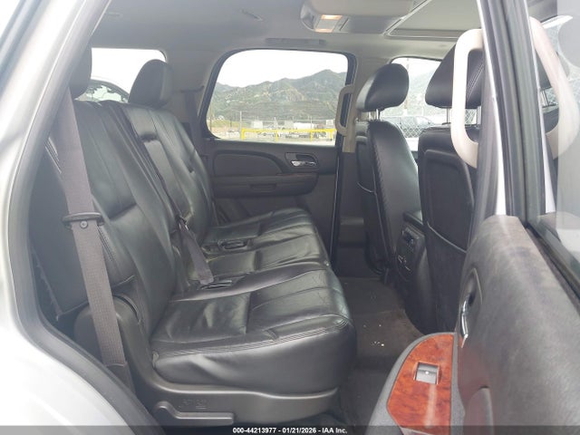 Chevrolet Tahoe Lt 2014 1GNSCBE0XER110858 Image 8