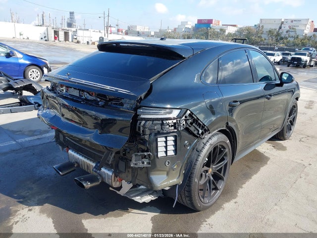 2025 PORSCHE CAYENNE COUPE WP1BG2AY4SDA44601 Photo 3